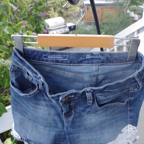 Women's Jean Shorts Revolution Brooke Short - Picture 2 of 4